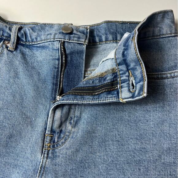 Everlane Way High Rise Raw Hem Denim Short Size 27 - Picture 4 of 11